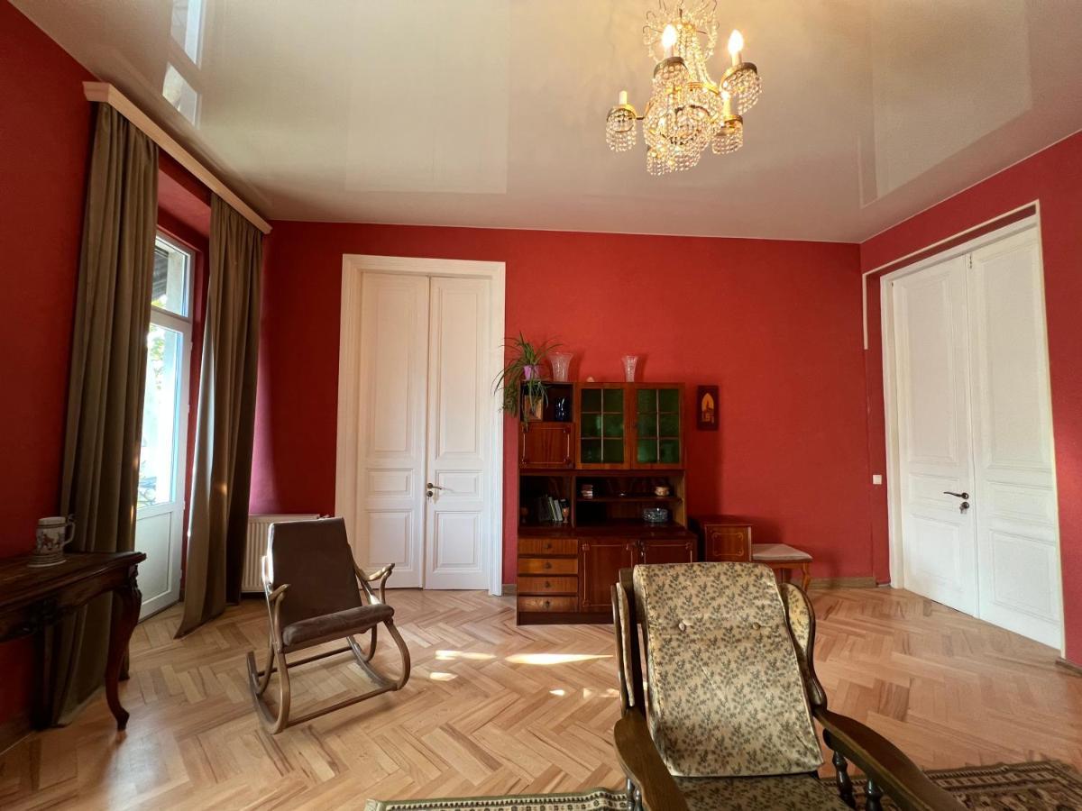 Apartment Lola